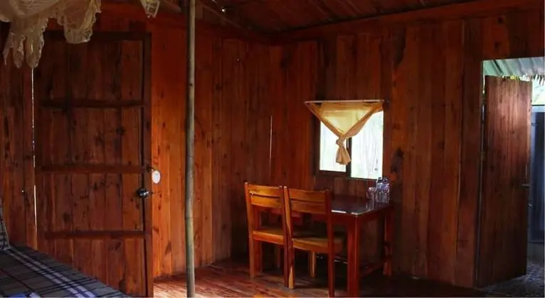 Banana Bungalow