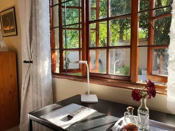 Comfort Oda, 1 Yatak Odası, Bahçe Manzaralı (Shiraz Room)