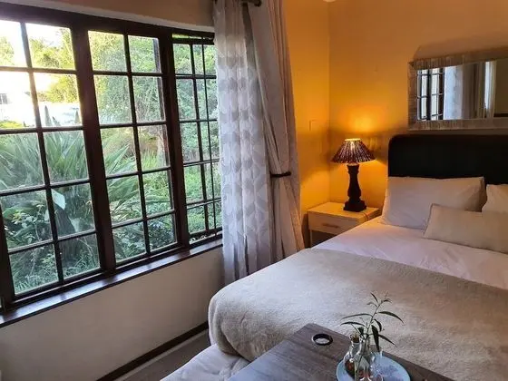 Comfort Tek Büyük Yataklı Oda, 1 Yatak Odası, Bahçe Manzaralı (Rose Room)