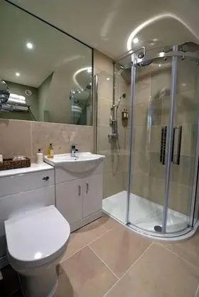 Superior Tek Büyük veya İki Ayrı Yataklı Oda (3)