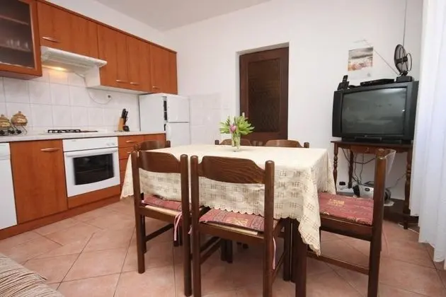 Apart Daire (Per - 10 m from sea - A1-Veliki(8))