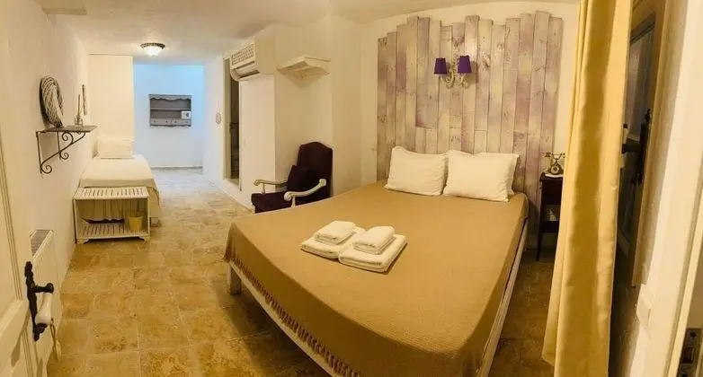 Bodrum Kat Oda, Bahçe Manzaralı, Bahçe Katı