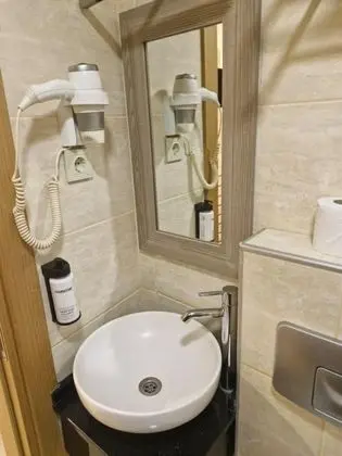 Ekonomik Oda, Bahçe veya Sokak Manzaralı, Klimalı