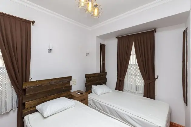 Standard Tek Büyük veya İki Ayrı Yataklı Oda