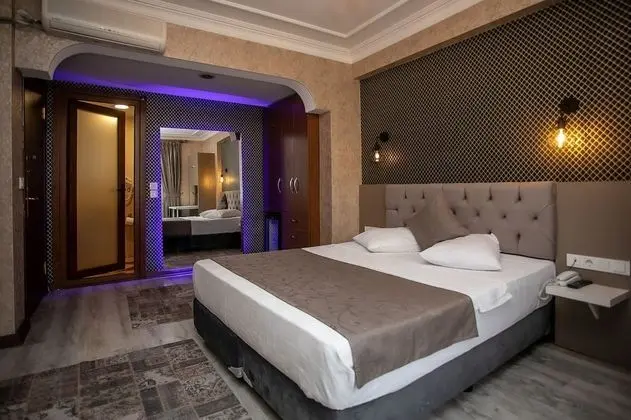 Standard Tek Büyük Yataklı Oda