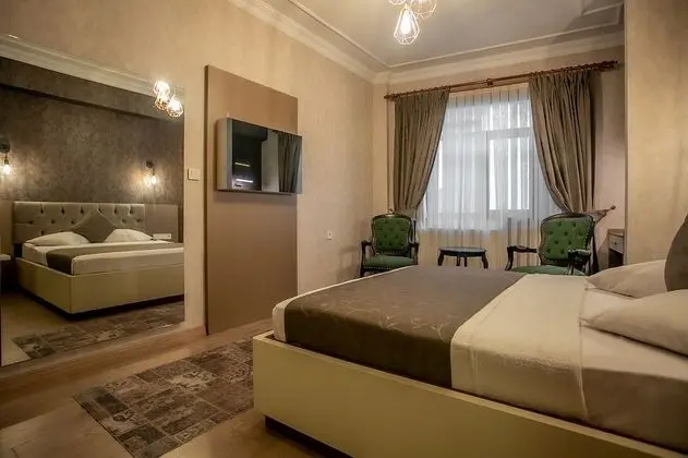Standard Tek Büyük Yataklı Oda