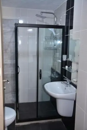 Aile Odası, Bahçe Manzaralı, Balkonlu