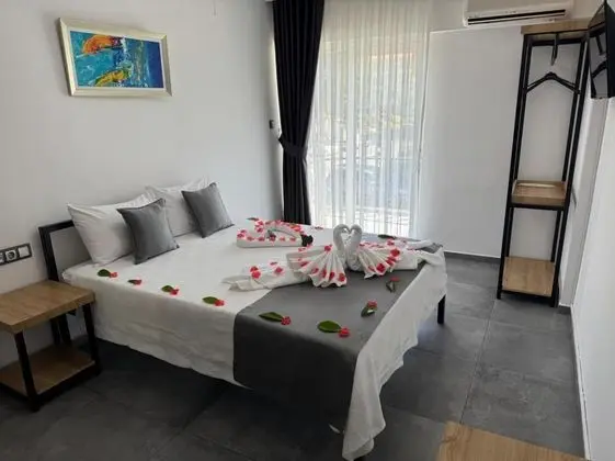 Standart Oda, Bahçe Manzaralı, Balkonlu