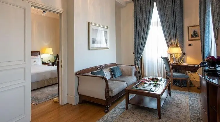 Suite, Haliç Manzaralı