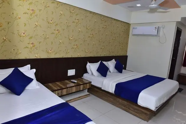 Deluxe Üç Kişilik Oda