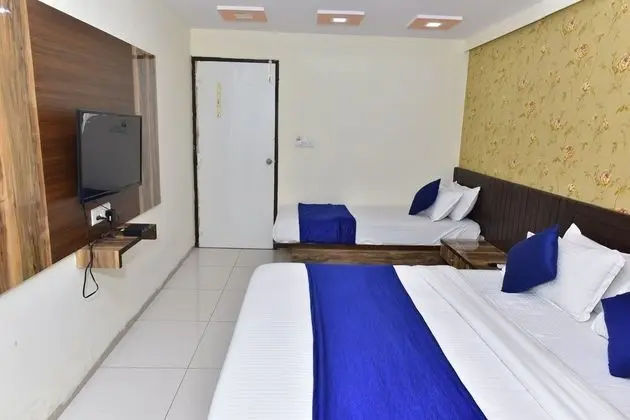 Deluxe Üç Kişilik Oda