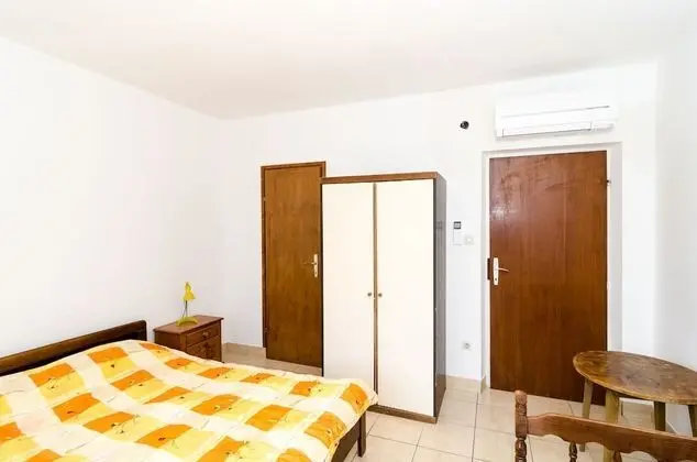 Üç Kişilik Oda (Triple Room with Balcony)
