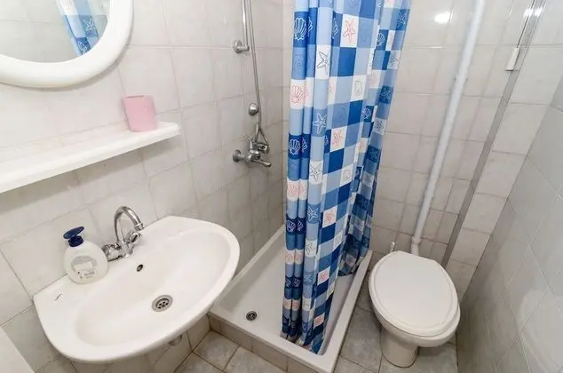 Üç Kişilik Oda (Triple Room with Balcony)
