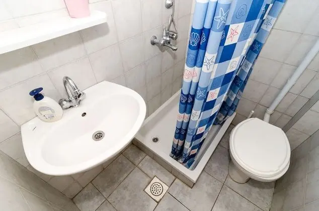 Üç Kişilik Oda (Triple Room with Balcony)