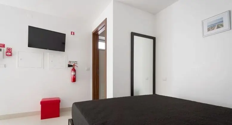 Stüdyo, 1 Büyük (Queen) Boy Yatak