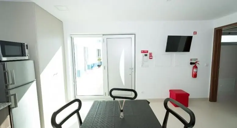 Stüdyo, 1 Büyük (Queen) Boy Yatak