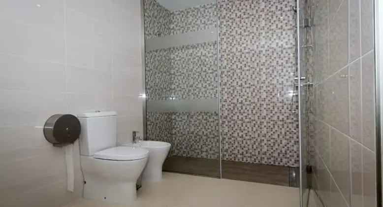 Stüdyo, 1 Büyük (Queen) Boy Yatak