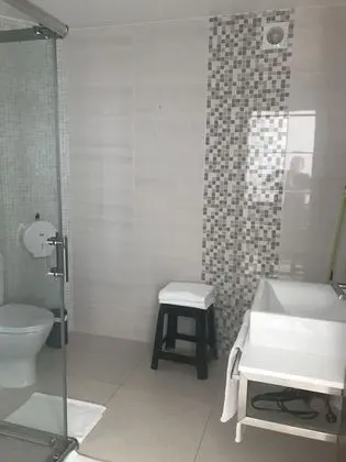 Stüdyo, 1 Büyük (Queen) Boy Yatak