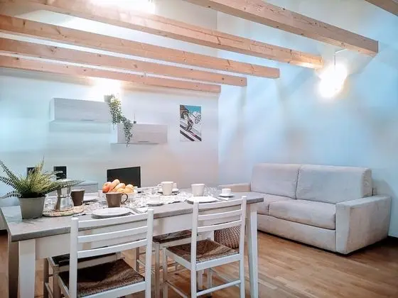 Basic Apart Daire (Nuvolau 12)