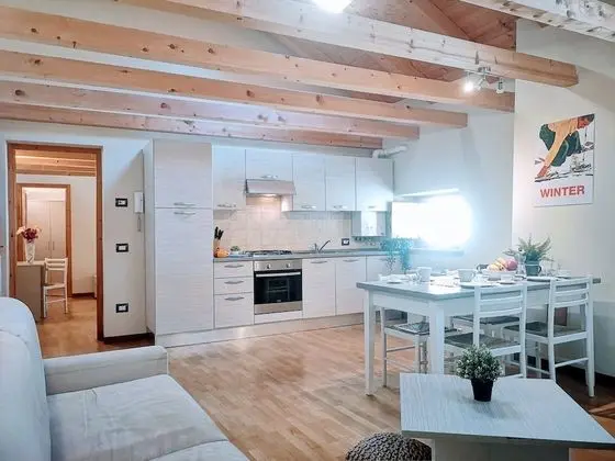 Basic Apart Daire (Nuvolau 12)