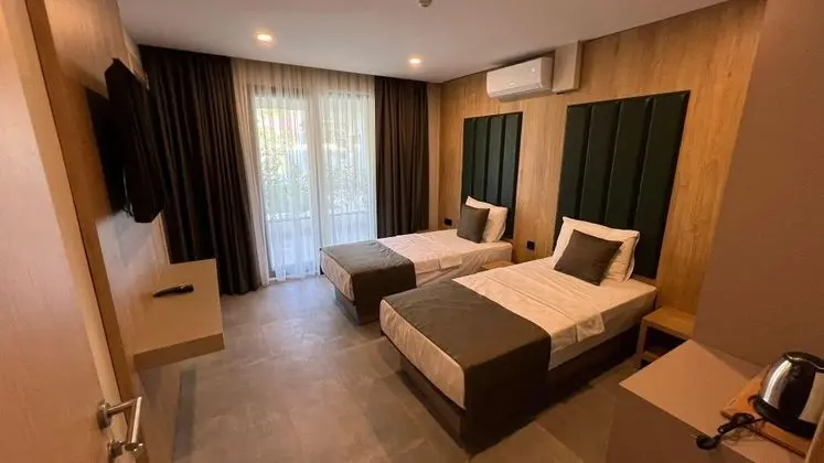 Corner Deluxe Oda, Bahçe Manzaralı, 1. Kat