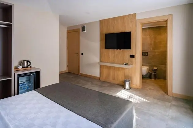 Deluxe Oda Balkonlu, Bahçe Manzaralı, Balkonlu
