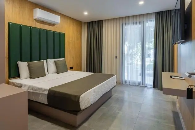 Deluxe Oda Balkonlu, Bahçe Manzaralı, Balkonlu