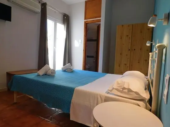 Standard Tek Büyük Yataklı Oda