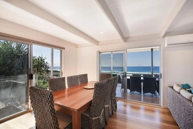 Ev (4 Bedrooms)