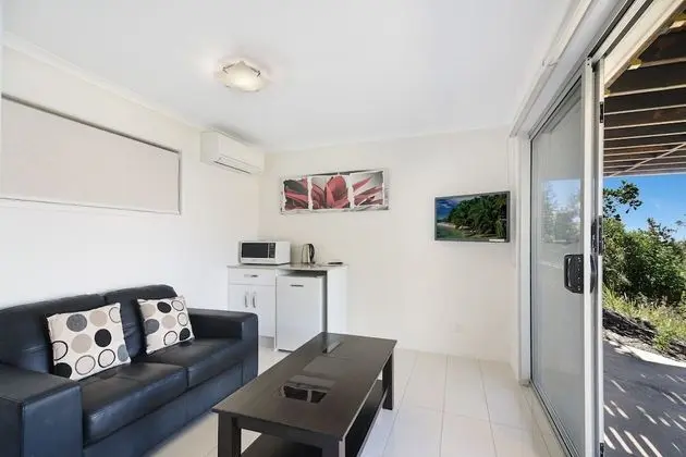 Ev (4 Bedrooms)