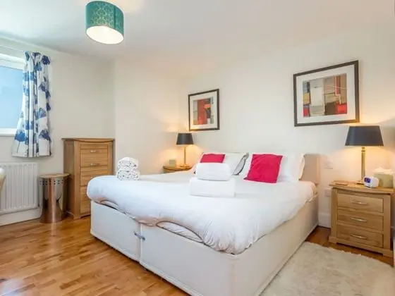Ev (1 Bedroom)