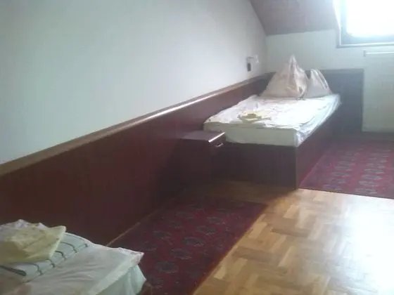İki Ayrı Yataklı Oda