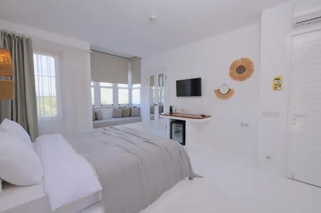 Cumbalı Deluxe Oda, Havuz ve Bahçe Manzaralı