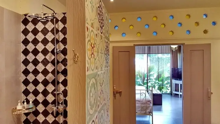 Süit, Bahçe Manzaralı