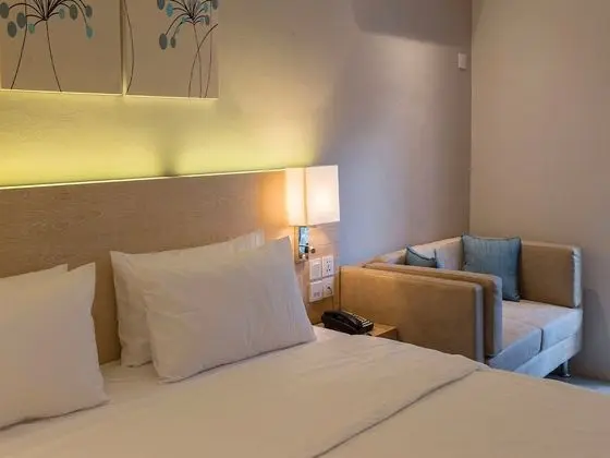 Deluxe Superior Room with King Size bed