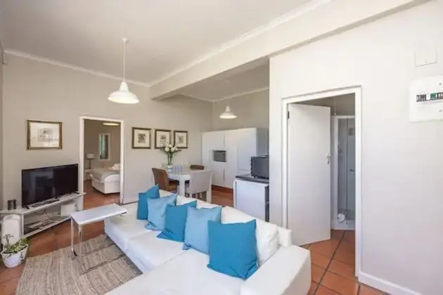Ev (1 Bedroom)