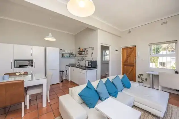 Ev (1 Bedroom)