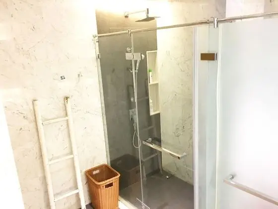1-Bedroom Direct Pool Access