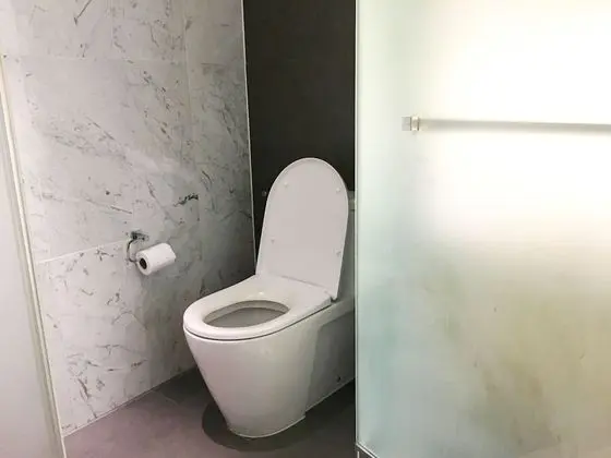 1-Bedroom Direct Pool Access