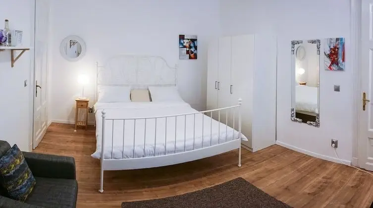 Deluxe Stüdyo