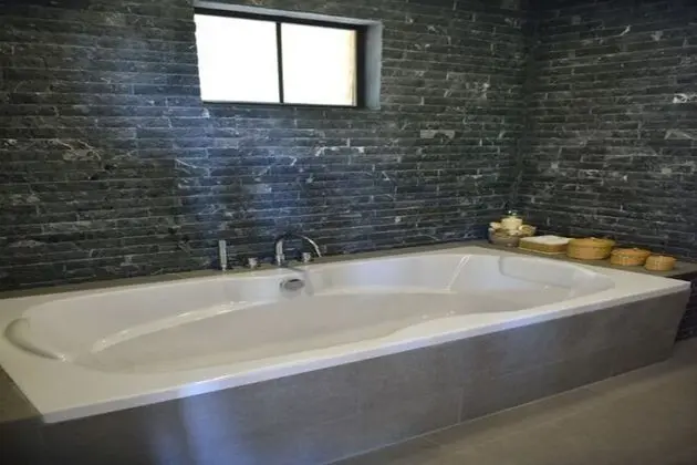 5 Luxury Bedrooms Private Pool Villa