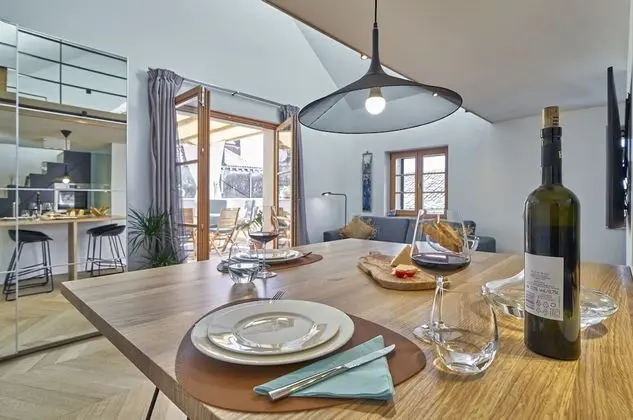 Deluxe Apart Daire, Deniz Manzaralı