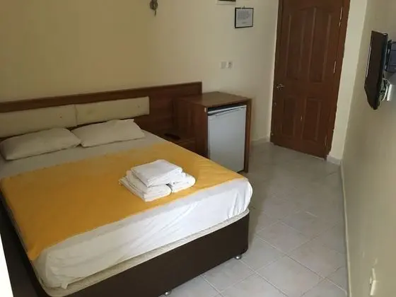 Tek Büyük Yataklı Oda