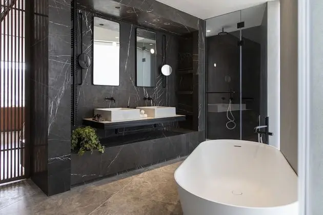 Çatı Katı Süiti (Penthouse)