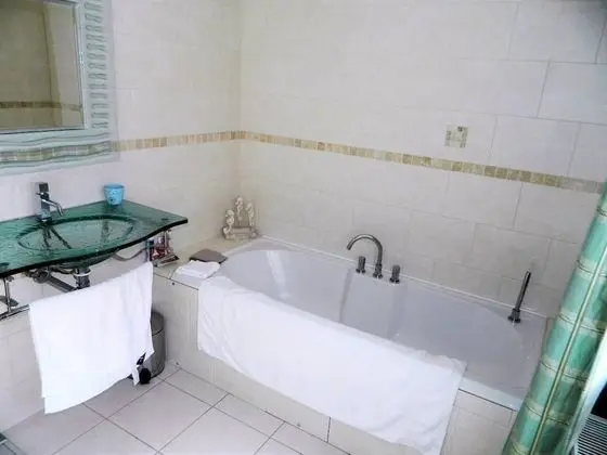 Ev (3 Bedrooms)