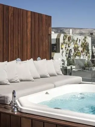 Çatı Katı Süiti (Penthouse)