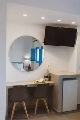 Üç Kişilik Oda