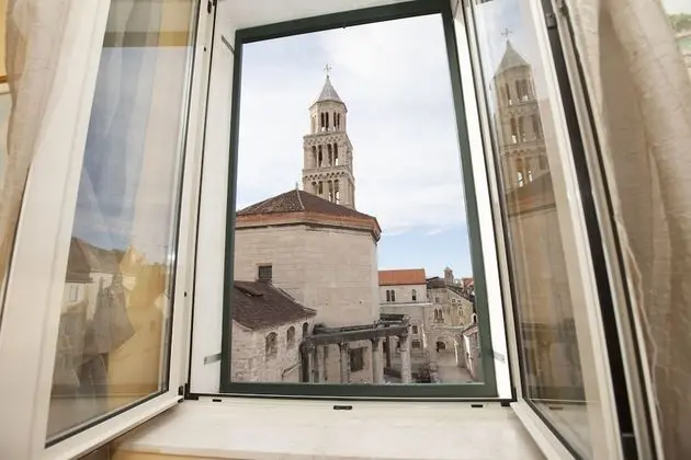 Superior Tek Büyük Yataklı Oda