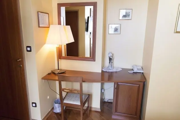 Tek Büyük veya İki Ayrı Yataklı Oda