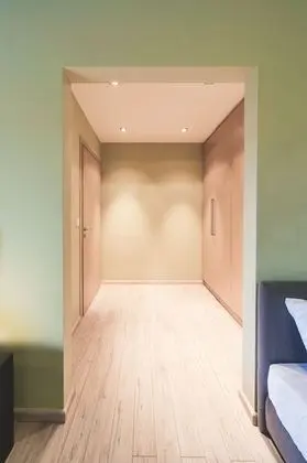 Üç Kişilik Oda, Engellilere Uygun